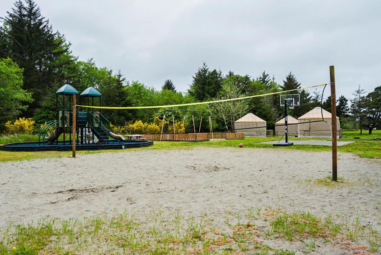 Long Beach Camping Resort Yurt 8 Oceanview Buitenkant foto
